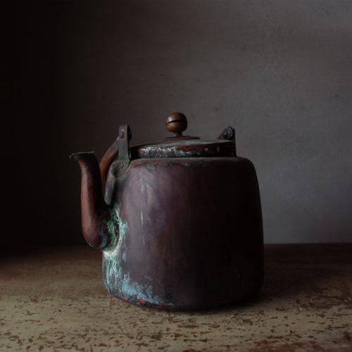 銅壺