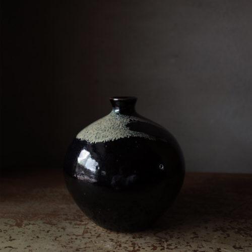 日本黑釉花器