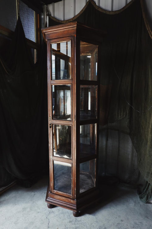 早期六角型實木玻璃展示櫃