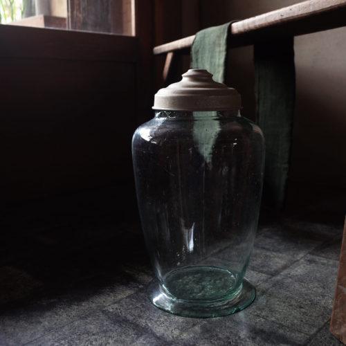 早期玻璃茶葉罐