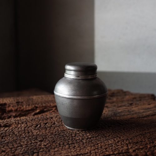 日本 錫茶倉