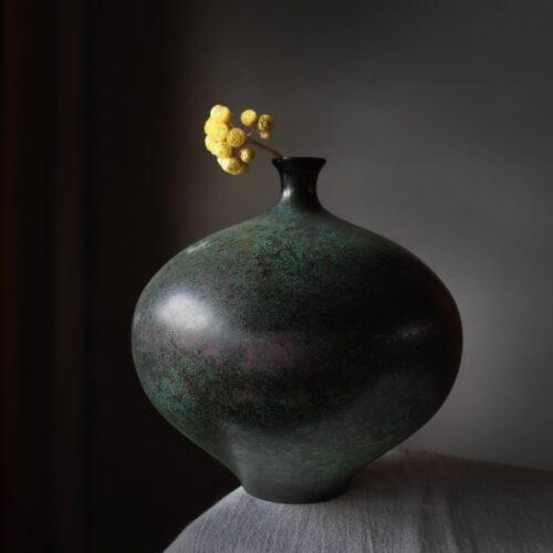 日本 壺型銅花器